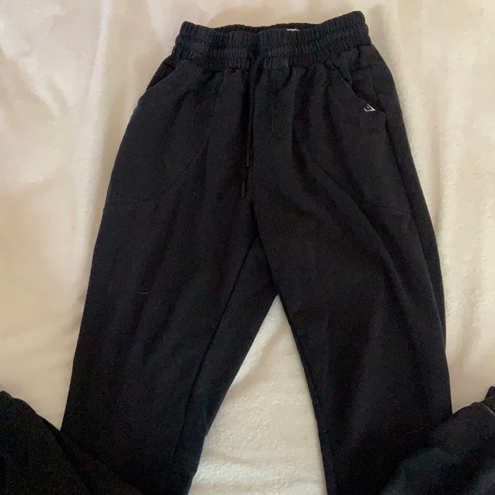 Gym shark sweatpants black size small